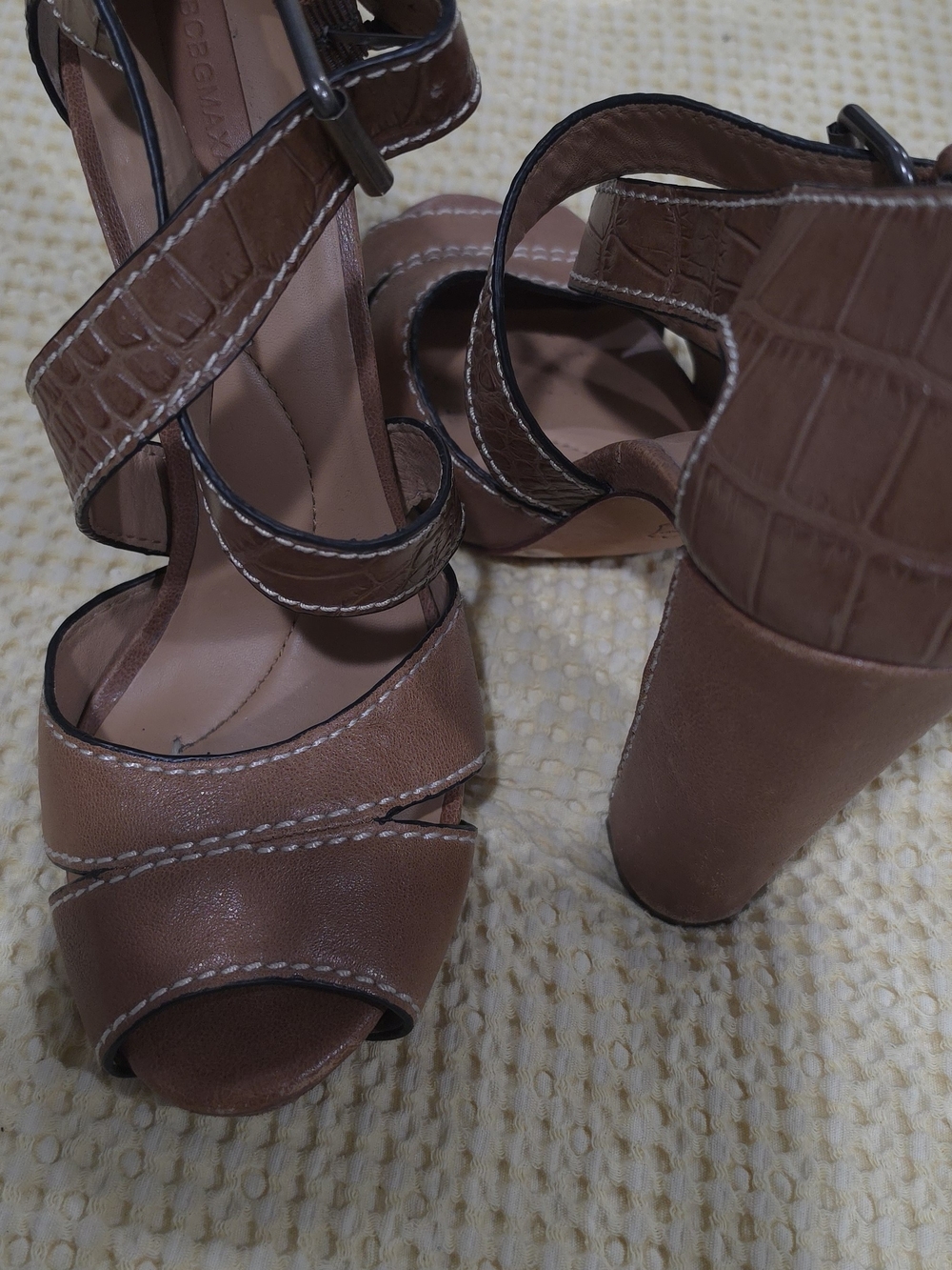 BCBGMAXAZRIA Brown Leather Strappy Block Heel Sandals - Women